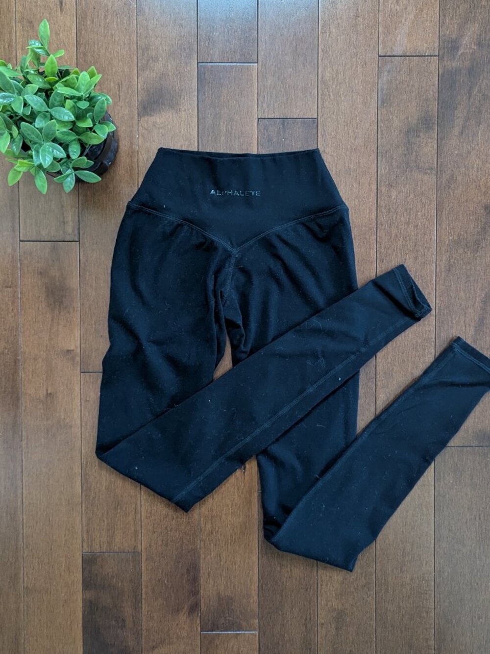 4/$25 ALPHALETE ALPHALUX BLACK LEGGINGS